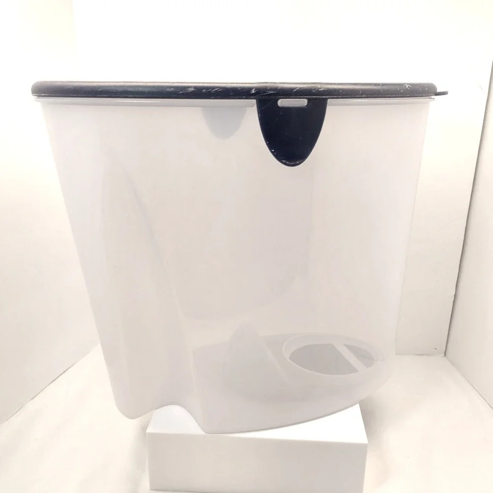 Tupperware #4002A Cereal Rice Storage Keeper Container 21‎ Cup Blue Lid